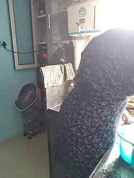 samitasharma online show from October 26, 2025, 6:08 am