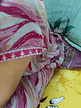 Snapshot of samitasharma chatting on July 8, 2026, 7:46 am samitasharma online show from July 8, 2026, 7:46 am