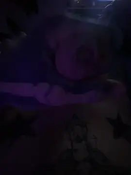 Snapshot of Tyson8897 chatting on December 20, 2024, 5:04 am Tyson8897 online show from December 20, 2024, 5:04 am