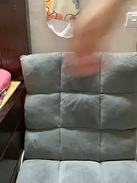 Snapshot of Jan_jang20 chatting on December 24, 2024, 3:37 pm Jan jang20 online show from December 24, 2024, 3:37 pm