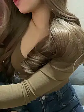 Snapshot of Jan_jang20 chatting on January 18, 2025, 2:33 pm Jan jang20 online show from January 18, 2025, 2:33 pm