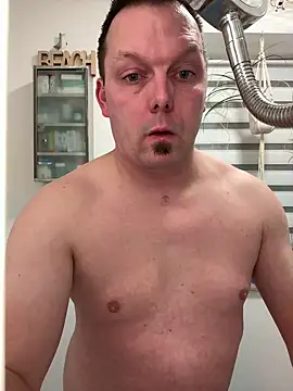 rundum40 online show from February 9, 2025, 5:54 pm