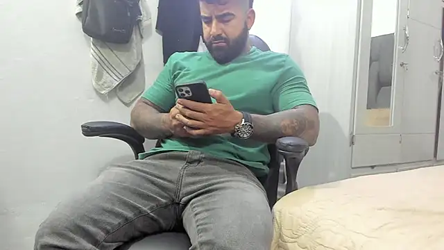 Lyon vach online show from January 27, 2025, 8:39 pm