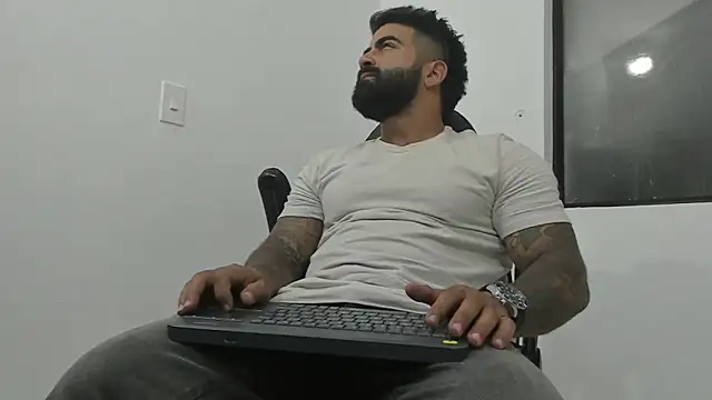 Lyon vach online show from February 23, 2025, 2:18 am