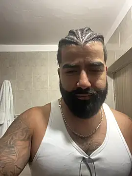 Snapshot of Lyon_vach chatting on November 16, 2025, 9:09 pm Lyon vach online show from November 16, 2025, 9:09 pm