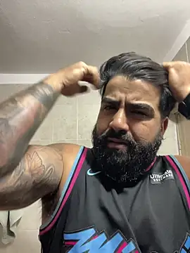 Snapshot of Lyon_vach chatting on November 22, 2025, 10:31 pm Lyon vach online show from November 22, 2025, 10:31 pm