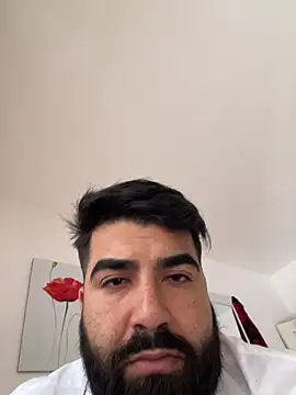 Snapshot of Lyon_vach chatting on December 15, 2025, 8:57 pm Lyon vach online show from December 15, 2025, 8:57 pm