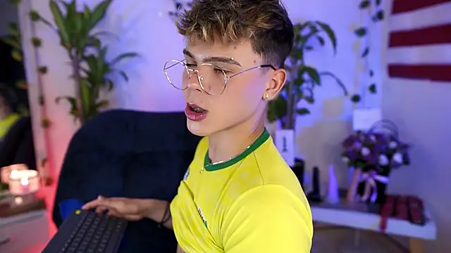 PRINCE STEV online show from October 6, 2025, 10:40 pm