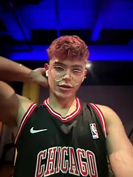 PRINCE STEV online show from October 20, 2025, 8:42 pm