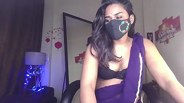 Black-Pearll online show from March 11, 2026, 2:23 pm