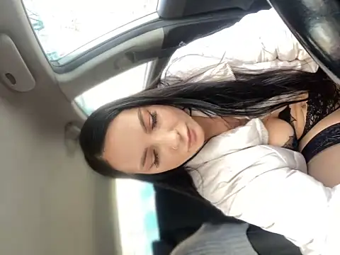 Snapshot of Roxana-Sexy chatting on March 1, 2025, 8:45 am Roxana-Sexy online show from March 1, 2025, 8:45 am