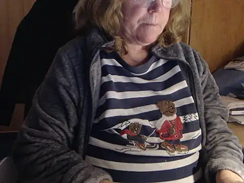Snapshot of _sunshine__ chatting on February 13, 2025, 6:16 pm sunshine online show from February 13, 2025, 6:16 pm
