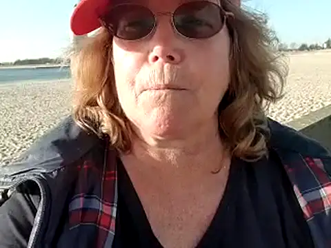 Snapshot of _sunshine__ chatting on March 21, 2025, 3:35 pm sunshine online show from March 21, 2025, 3:35 pm