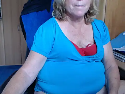 Snapshot of _sunshine__ chatting on October 3, 2025, 4:15 pm sunshine online show from October 3, 2025, 4:15 pm