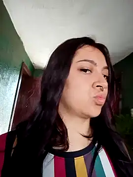 CORALINE GREYM online show from October 2, 2025, 2:57 pm