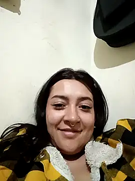 CORALINE GREYM online show from October 9, 2025, 12:52 am