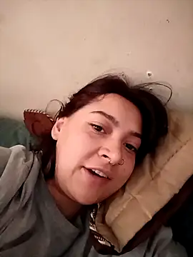 CORALINE GREYM online show from October 9, 2025, 4:38 pm