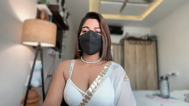 Hotty-Sana online show from April 1, 2026, 5:30 am