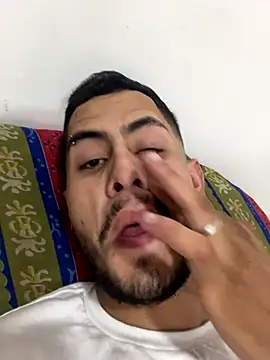 Snapshot of Dalton_oficial chatting on December 4, 2024, 8:51 pm Dalton oficial online show from December 4, 2024, 8:51 pm