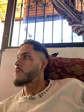 Snapshot of Dalton_oficial chatting on January 7, 2025, 5:09 pm Dalton oficial online show from January 7, 2025, 5:09 pm