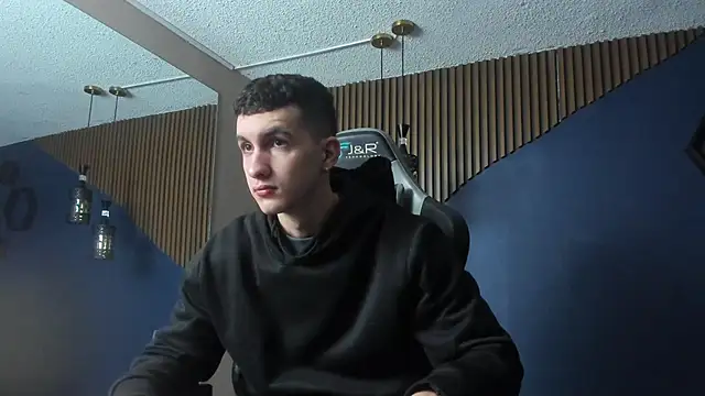 JacksonOlsenn online show from January 15, 2025, 12:15 pm