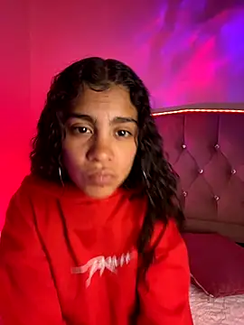 NINA 18 YEARS online show from October 9, 2025, 8:51 pm