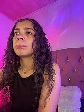 NINA 18 YEARS online show from December 19, 2025, 10:17 pm