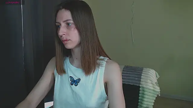 OaklynDobson online show from September 22, 2025, 2:08 pm