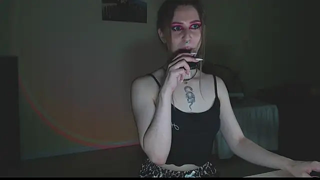 OaklynDobson online show from August 3, 2026, 8:56 pm