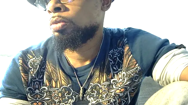 Snapshot of WhiskeyWood_DuhGOD chatting on January 13, 2025, 8:37 pm WhiskeyWood DuhGOD online show from January 13, 2025, 8:37 pm