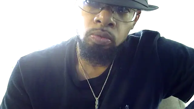 Snapshot of WhiskeyWood_DuhGOD chatting on January 27, 2025, 5:37 pm WhiskeyWood DuhGOD online show from January 27, 2025, 5:37 pm