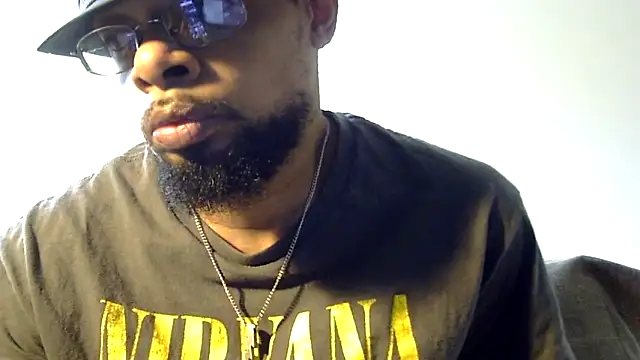 Snapshot of WhiskeyWood_DuhGOD chatting on January 31, 2025, 8:33 pm WhiskeyWood DuhGOD online show from January 31, 2025, 8:33 pm