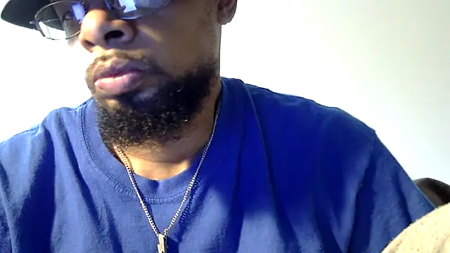 Snapshot of WhiskeyWood_DuhGOD chatting on February 3, 2025, 8:24 pm WhiskeyWood DuhGOD online show from February 3, 2025, 8:24 pm