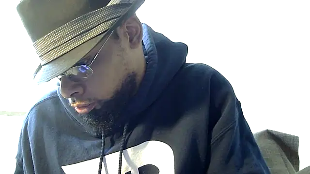 Snapshot of WhiskeyWood_DuhGOD chatting on February 4, 2025, 5:12 pm WhiskeyWood DuhGOD online show from February 4, 2025, 5:12 pm