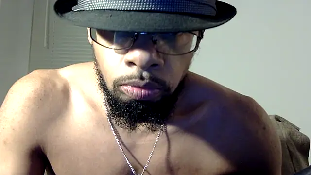 Snapshot of WhiskeyWood_DuhGOD chatting on February 26, 2025, 2:26 am WhiskeyWood DuhGOD online show from February 26, 2025, 2:26 am