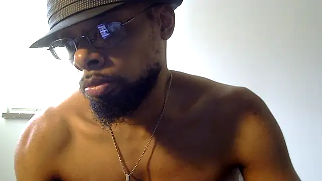 Snapshot of WhiskeyWood_DuhGOD chatting on March 20, 2025, 7:25 pm WhiskeyWood DuhGOD online show from March 20, 2025, 7:25 pm