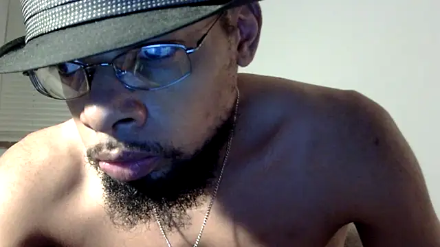 Snapshot of WhiskeyWood_DuhGOD chatting on March 22, 2025, 1:32 am WhiskeyWood DuhGOD online show from March 22, 2025, 1:32 am
