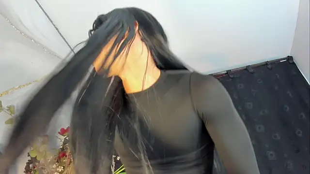 Snapshot of Naughty_Lizeth chatting on November 30, 2025, 4:22 pm Naughty Lizeth online show from November 30, 2025, 4:22 pm