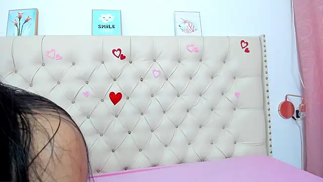 Kim Eli online show from February 26, 2025, 8:22 pm