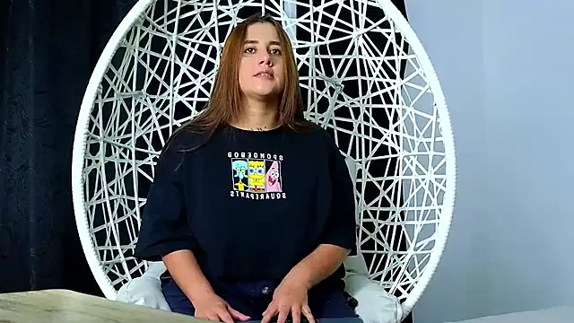 Catherine summer1 online show from November 29, 2025, 6:05 am