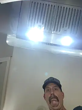 Firedad72FD online show from January 5, 2026, 6:11 pm