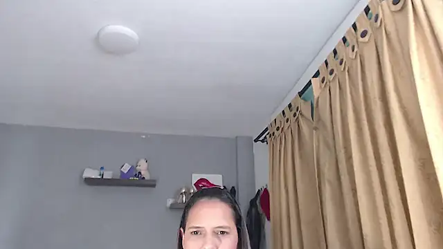 SusanLeroy online show from February 5, 2026, 9:25 am