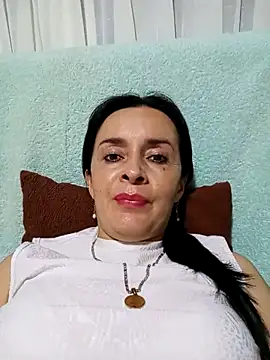 Samantha Sullivan  online show from February 18, 2025, 11:52 pm