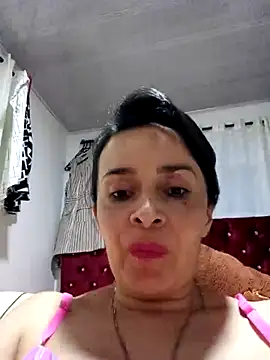 Samantha Sullivan  online show from March 13, 2025, 3:11 am