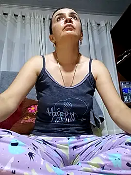 Samantha Sullivan  online show from September 24, 2025, 2:59 am