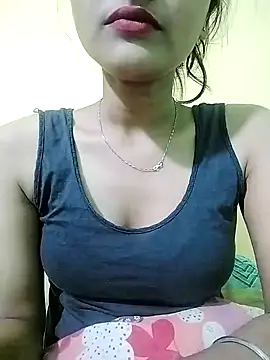 MISSQUEEN48 online show from December 29, 2024, 4:51 pm