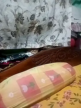 sajida34 online show from October 3, 2025, 11:02 pm