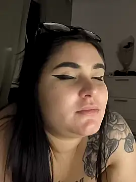 Snapshot of alexaandreea99 chatting on January 28, 2025, 1:50 am alexaandreea99 online show from January 28, 2025, 1:50 am