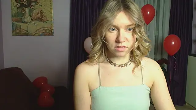 Snapshot of TaylorBre chatting on February 12, 2025, 3:49 pm TaylorBre online show from February 12, 2025, 3:49 pm