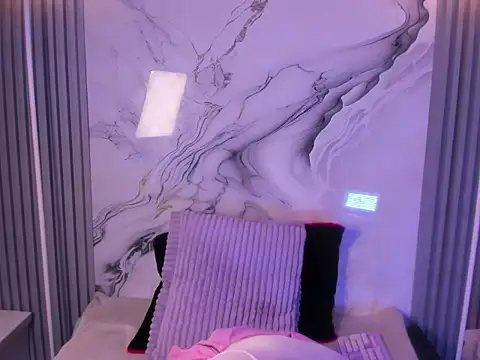 venusowen  online show from February 20, 2026, 1:22 pm